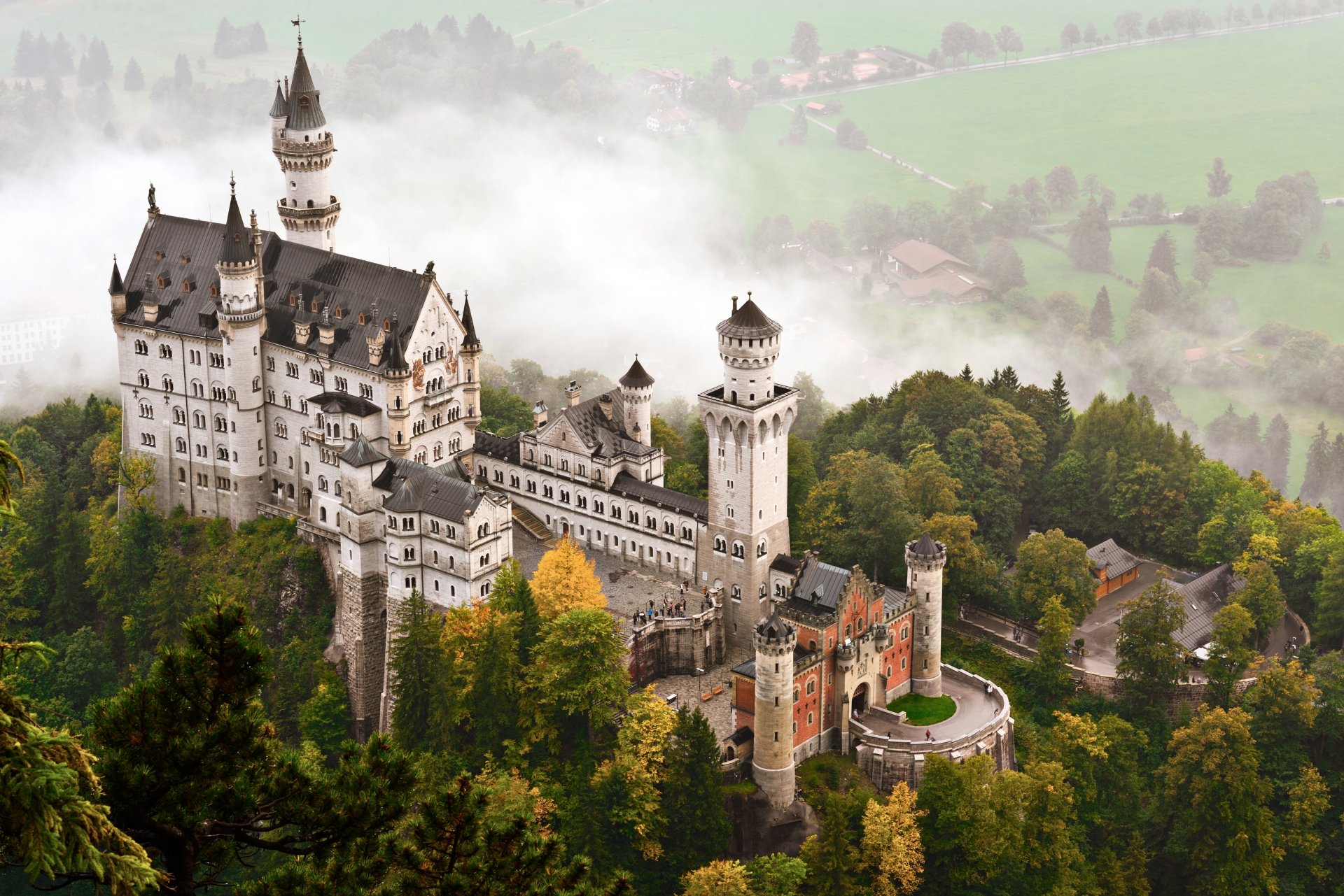 schloss alt neuschwanstein deutschland bayern