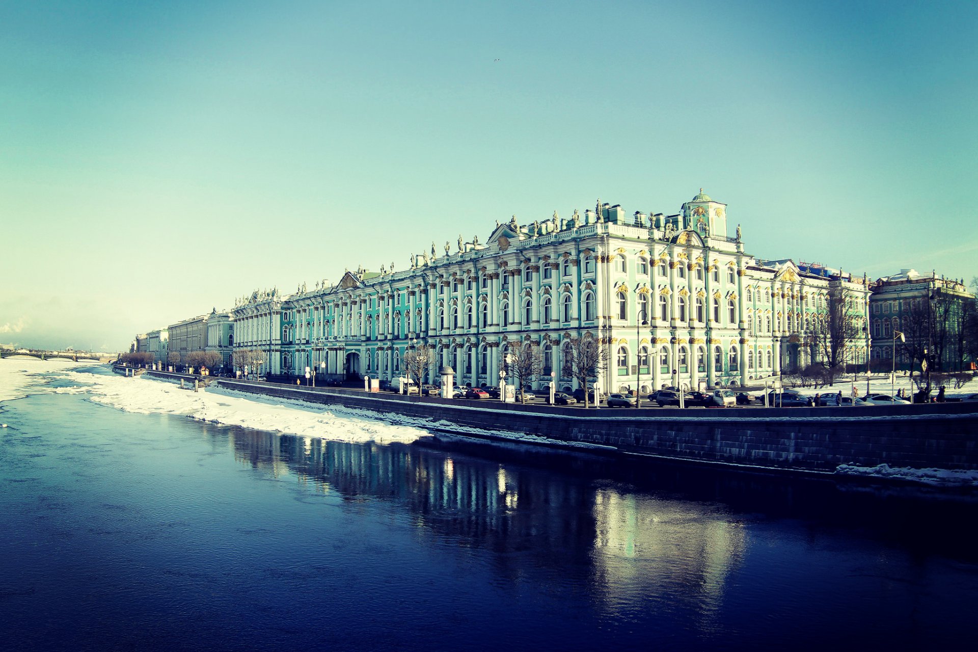 t. petersburg peter russia spb river neva museum hermitage embankment