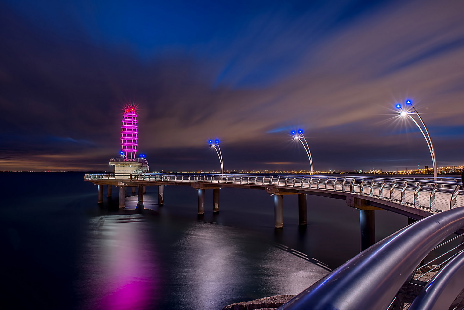 canadá ontario ciudad burlington noche lago puente muelle linternas iluminación luces iluminación