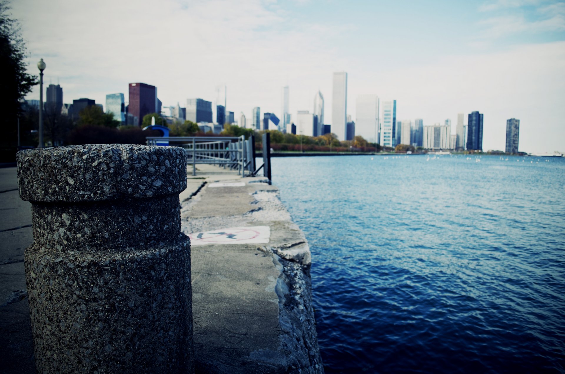 chicago illinois stadt wasser wolkenkratzer himmel