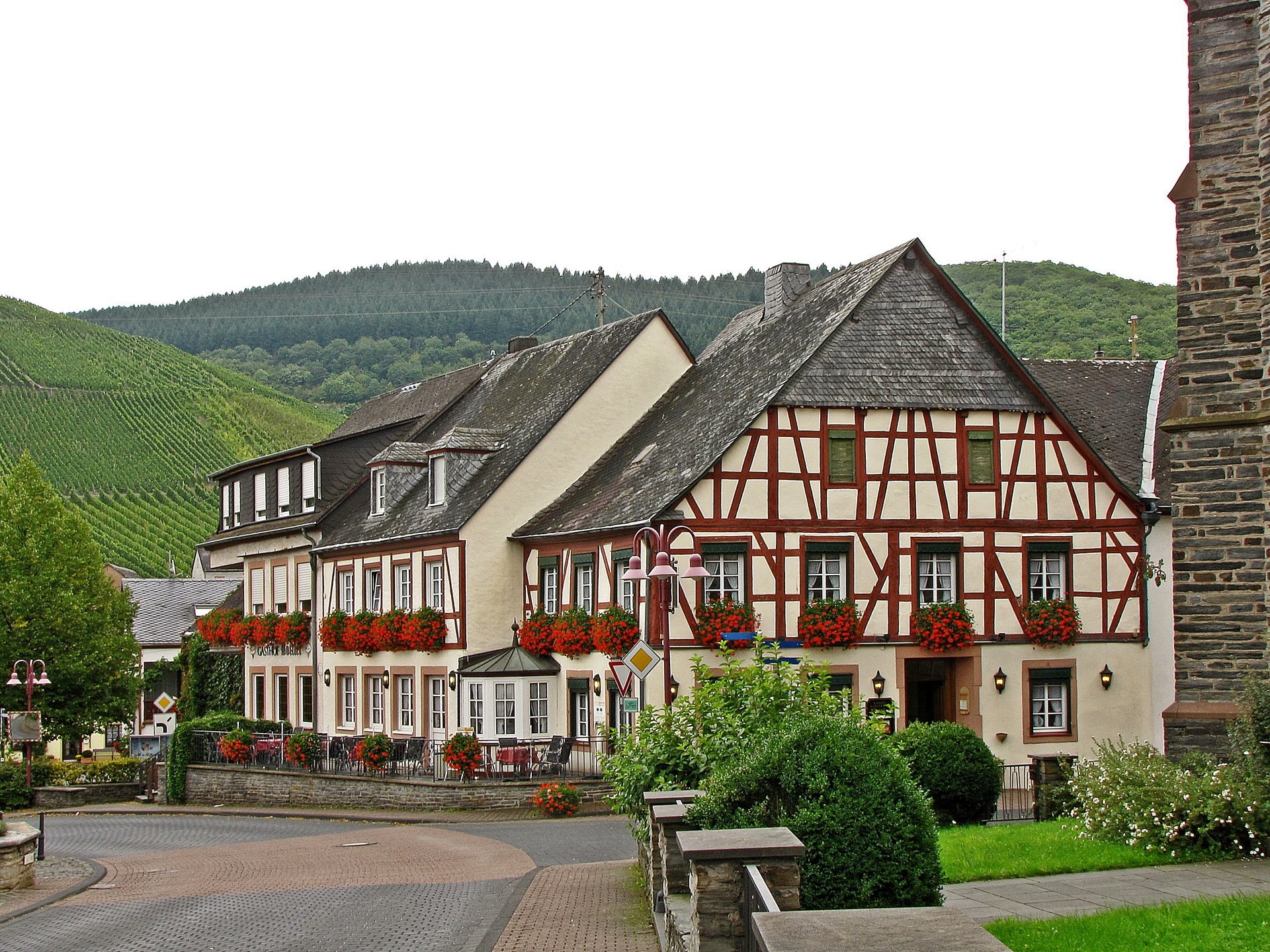 germany veldenz town house street fence