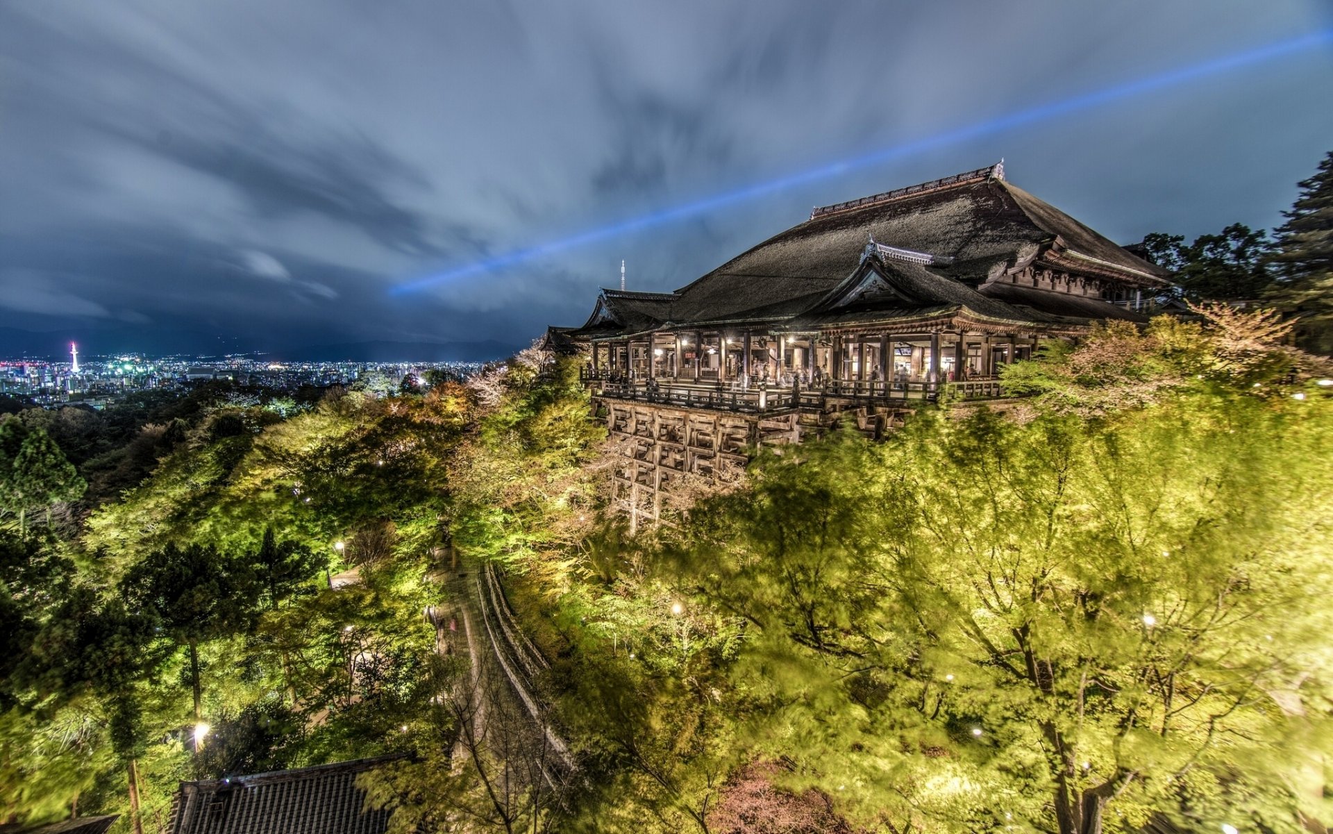 kiyomizu-dera kyoto japón kiyomizu-dera kyoto templo panorama ciudad nocturna árboles hdr