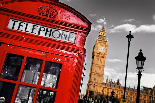 Londres. Big Ben. cabine téléphonique. la cabine rouge. Bretagne