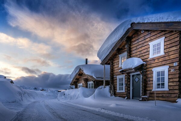 Villaggio Di Hovden, Norvegia. Case norvegesi nel villaggio di Agder. Case in Norvegia in inverno