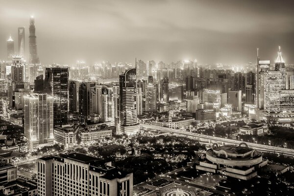 Panorama der Nacht von Shanghai in Sepia