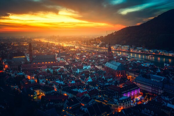 Sonnenuntergang über dem Heidelberger Schloss