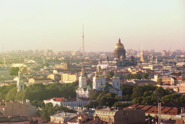 Vista de pájaro de San Petersburgo