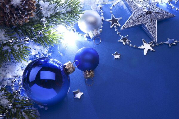 Capodanno, palle blu, stelle d argento