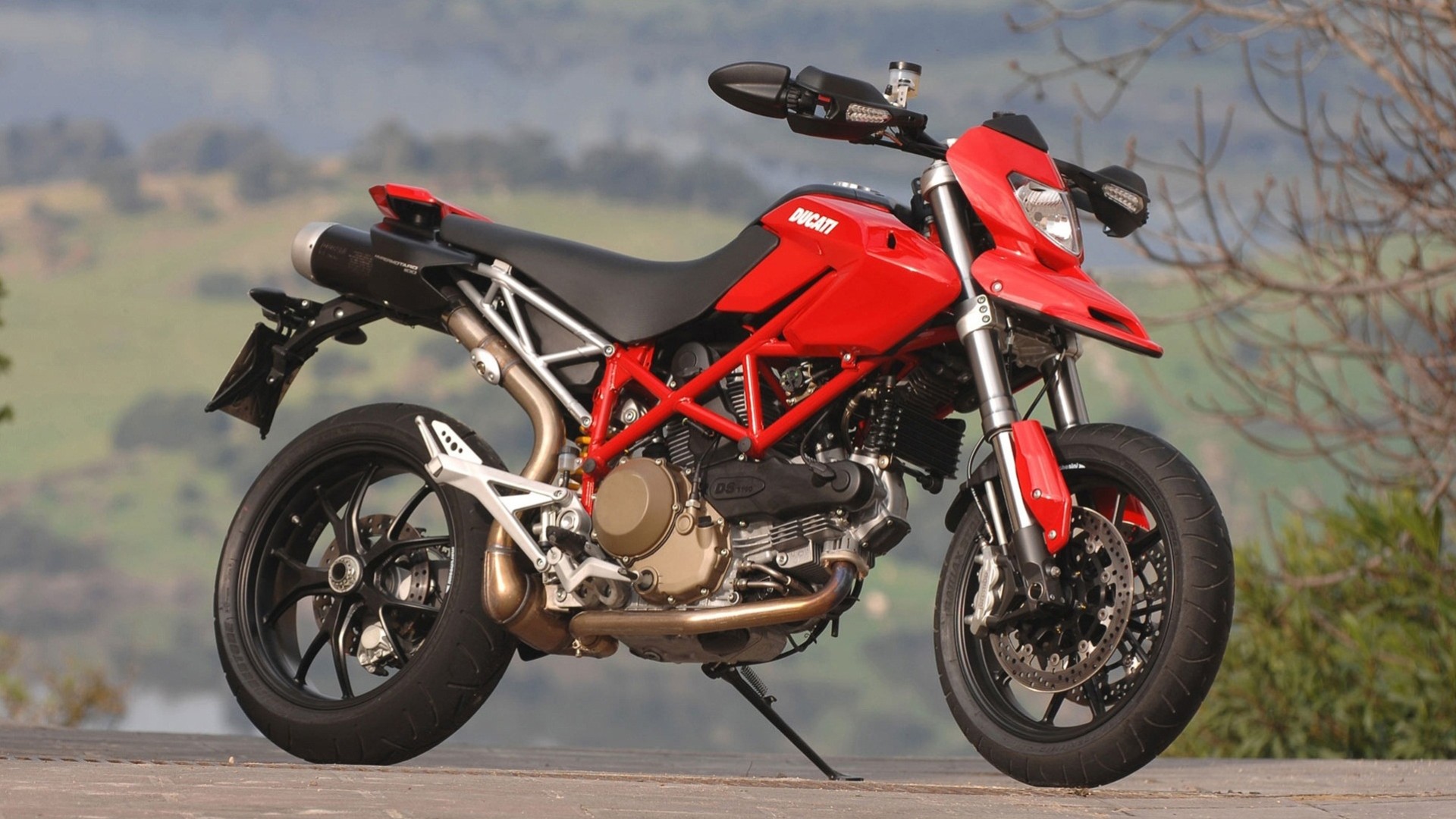 motorcycle bike hypermotard ducati