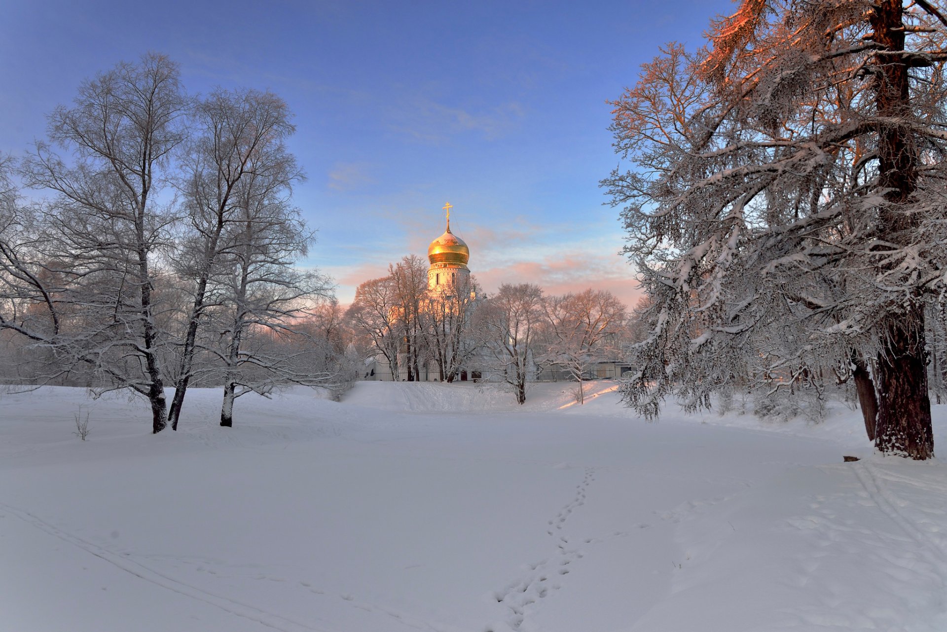 san pietroburgo inverno mattina tempio