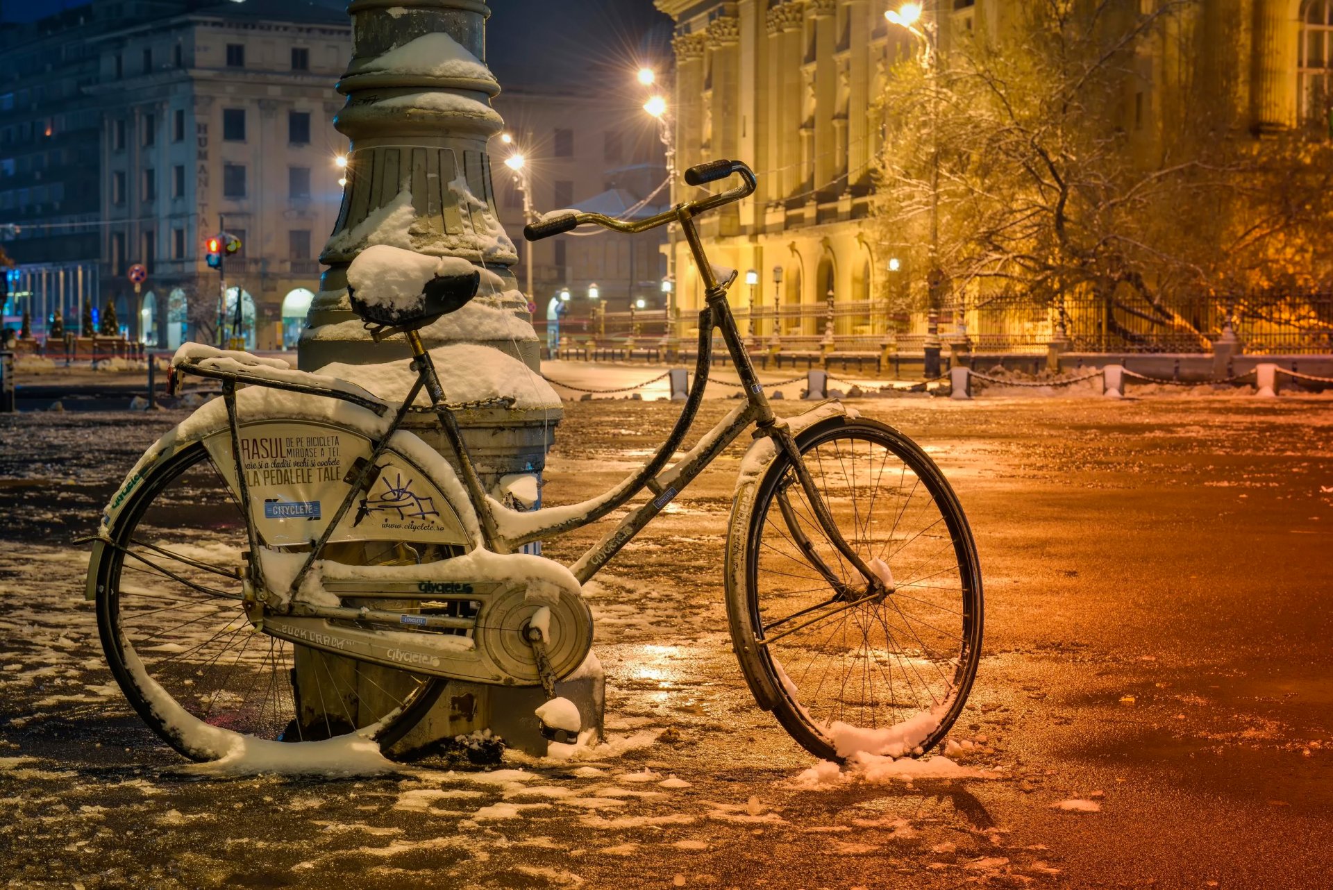 bucarest bicicleta calle nieve