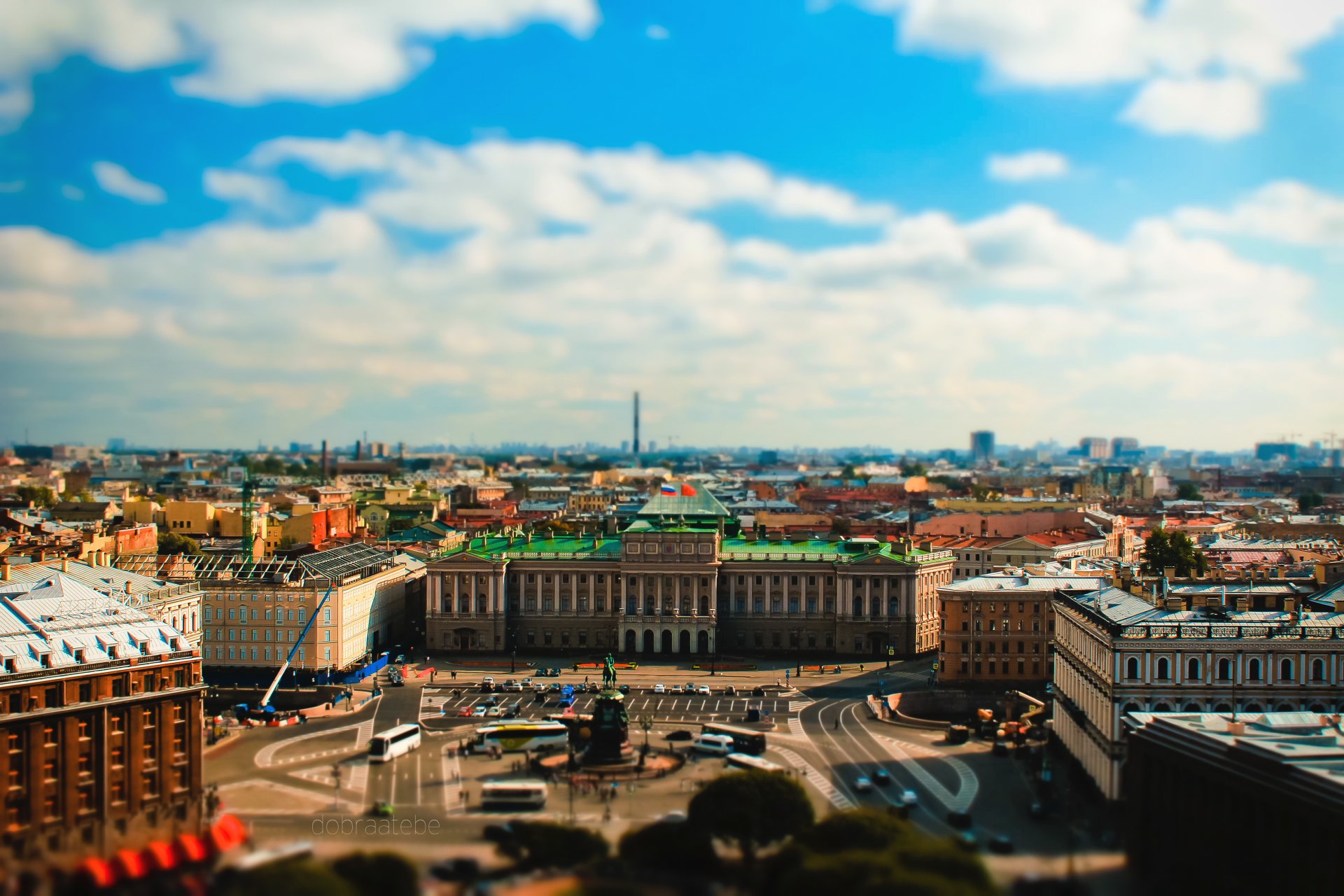 peter saint-pétersbourg dobraatebe avec décalage et inclinaison tilt-shift miniature cathédrale bus bâtiments