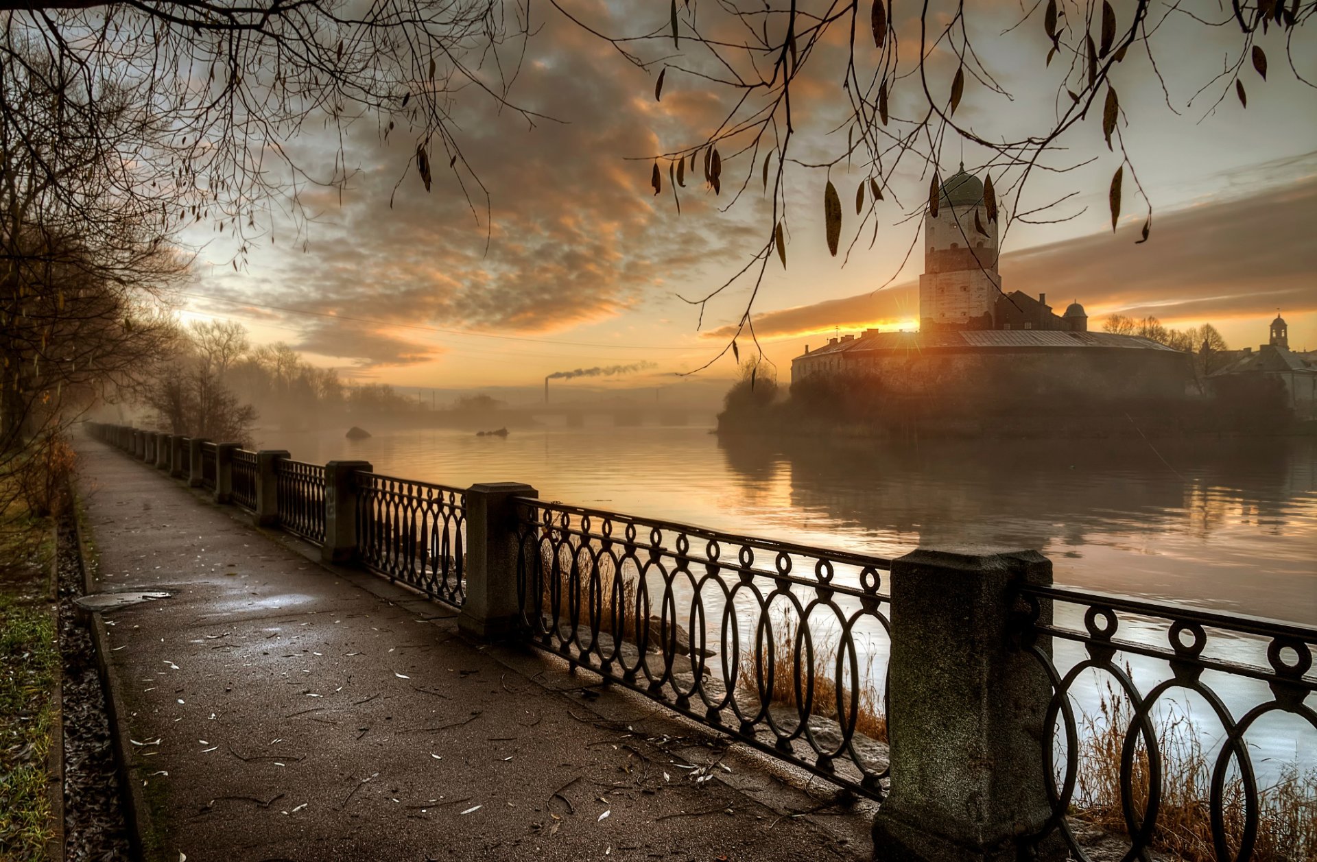 vyborg automne promenade