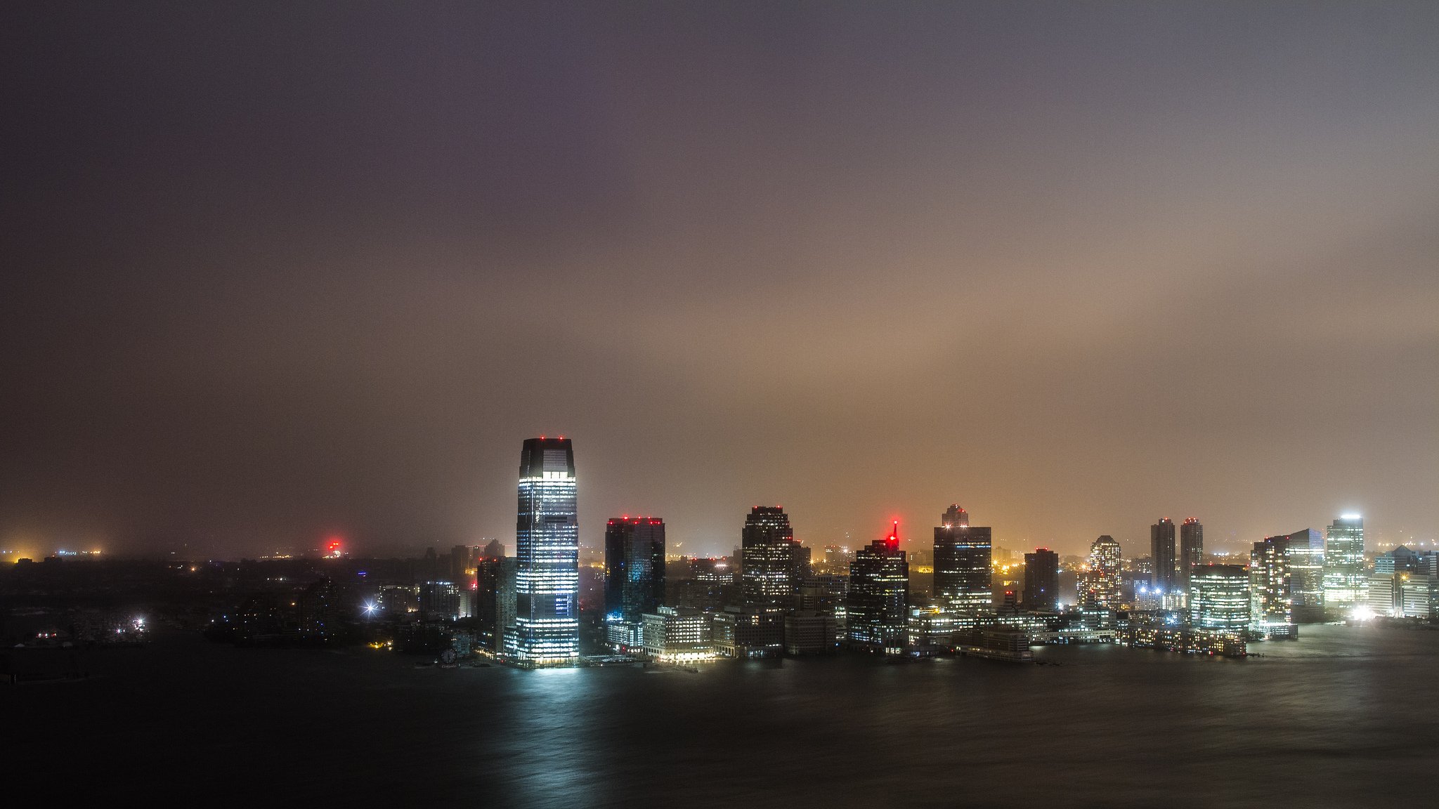 new york sablonneux nuit océan usa new jersey gratte-ciel new york ouragan sandy soir vent lumières grand ville