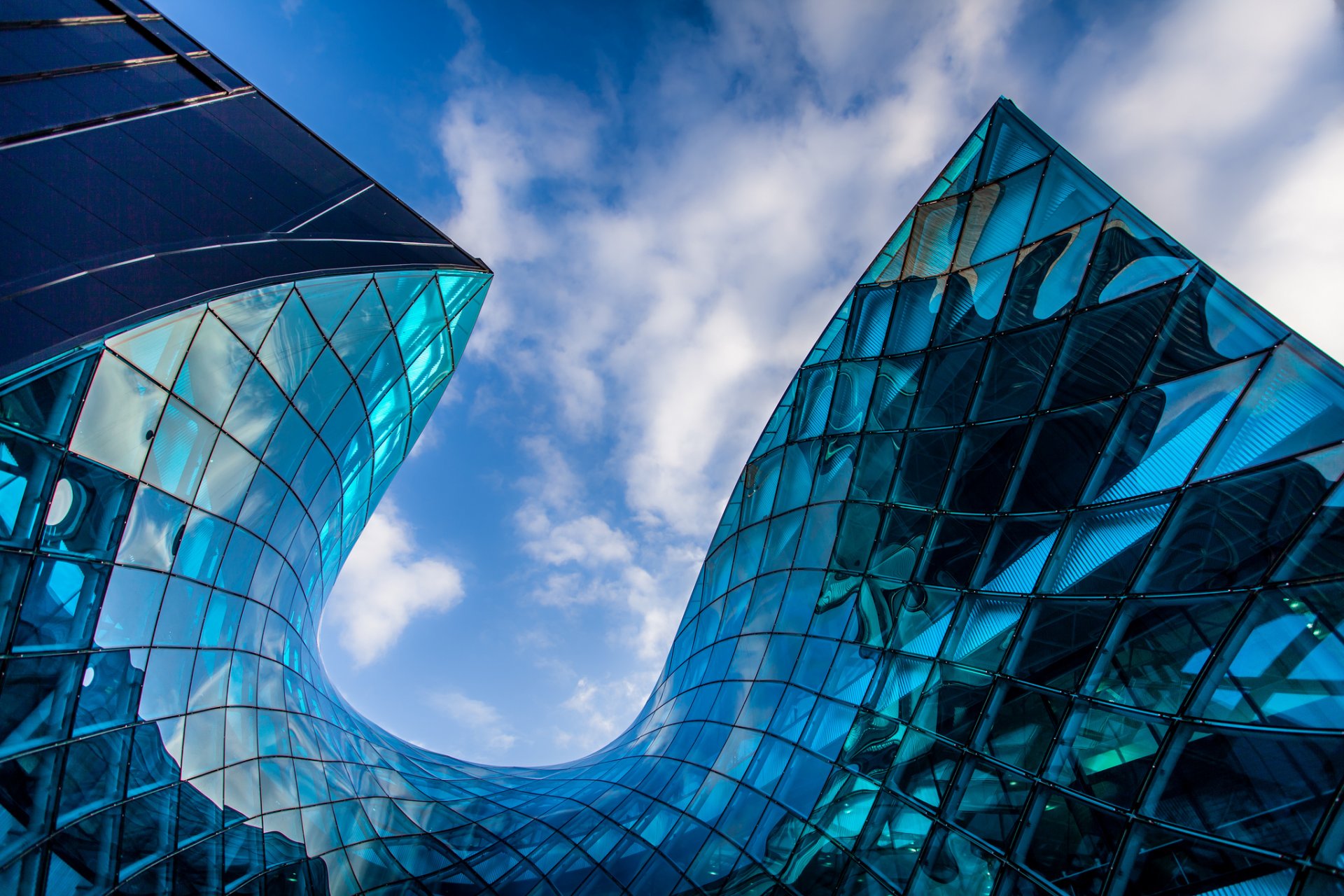 architektur gebäude himmel blaue emporia luke eingang