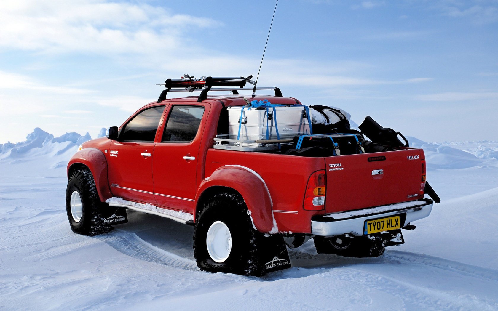 biegun północny north pole hilux red toyota