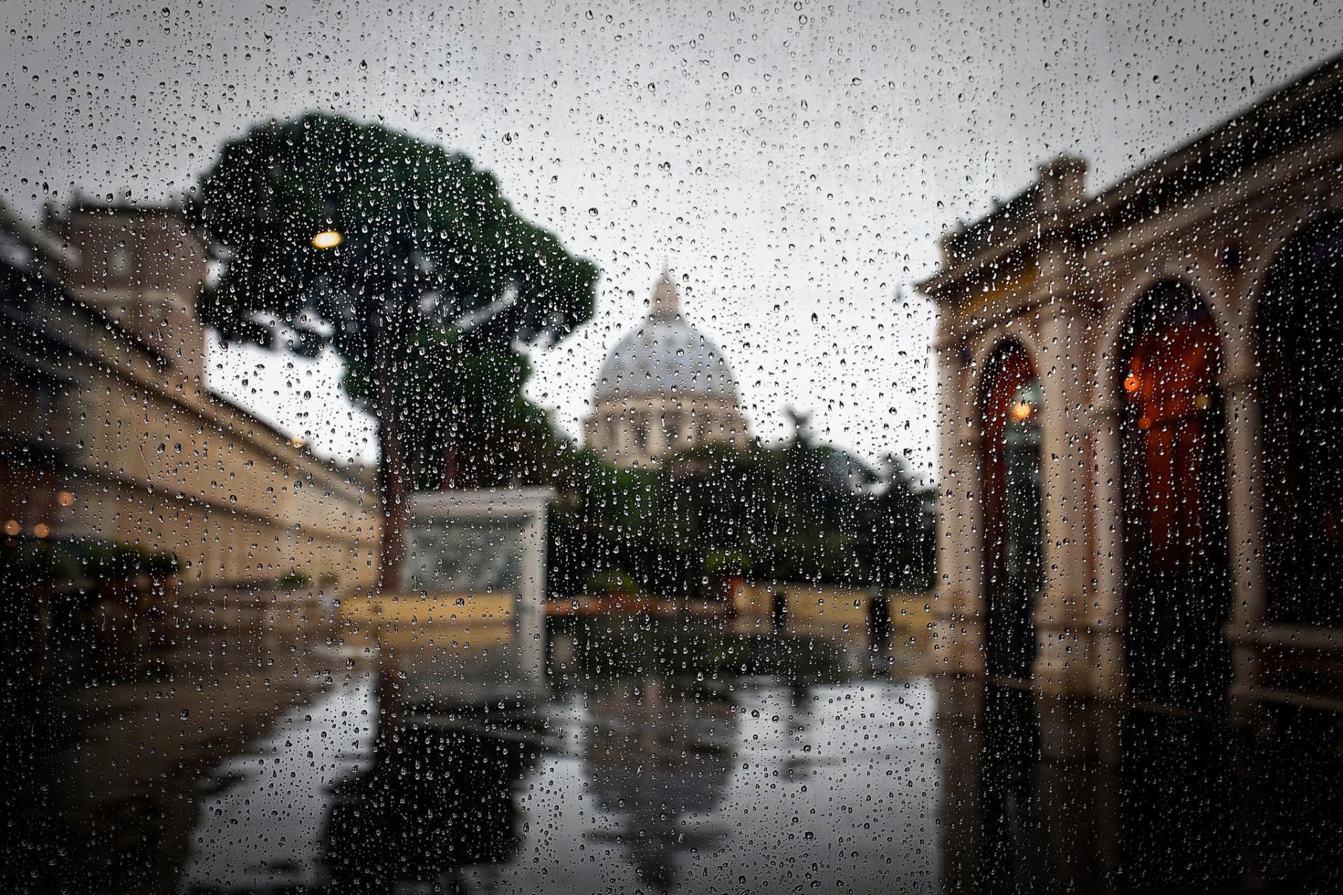 roma gocce pioggia