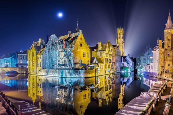 Panorama de Bruges nuit Belgique