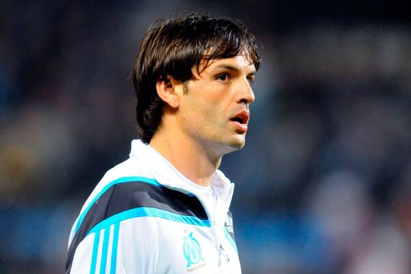 Fernando Morientes plays for Real Madrid a good guy