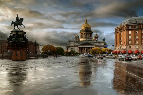 Herbstzeit in St. Petersburg