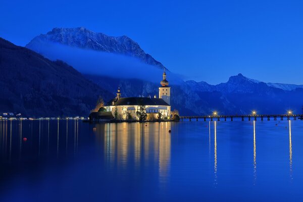 Lac Traunze dans la ville de Gmunden