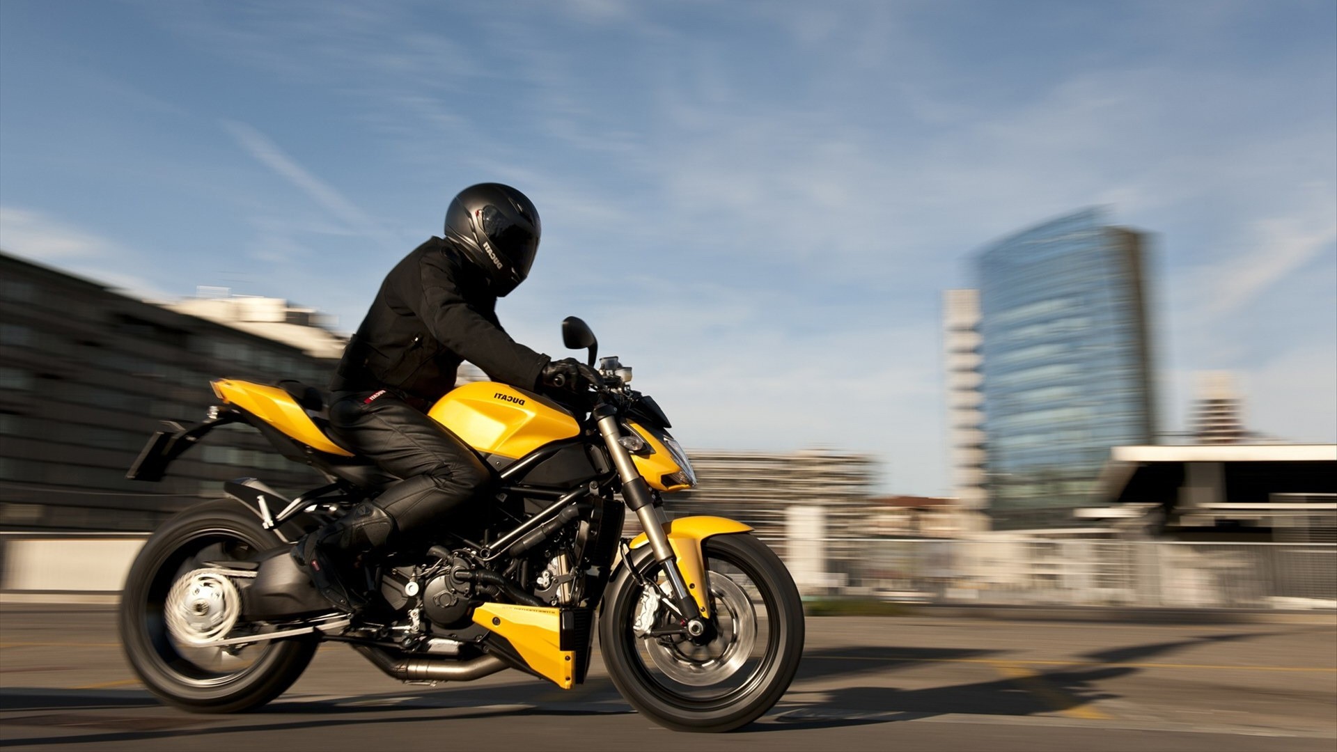 amarillo ducati ducati