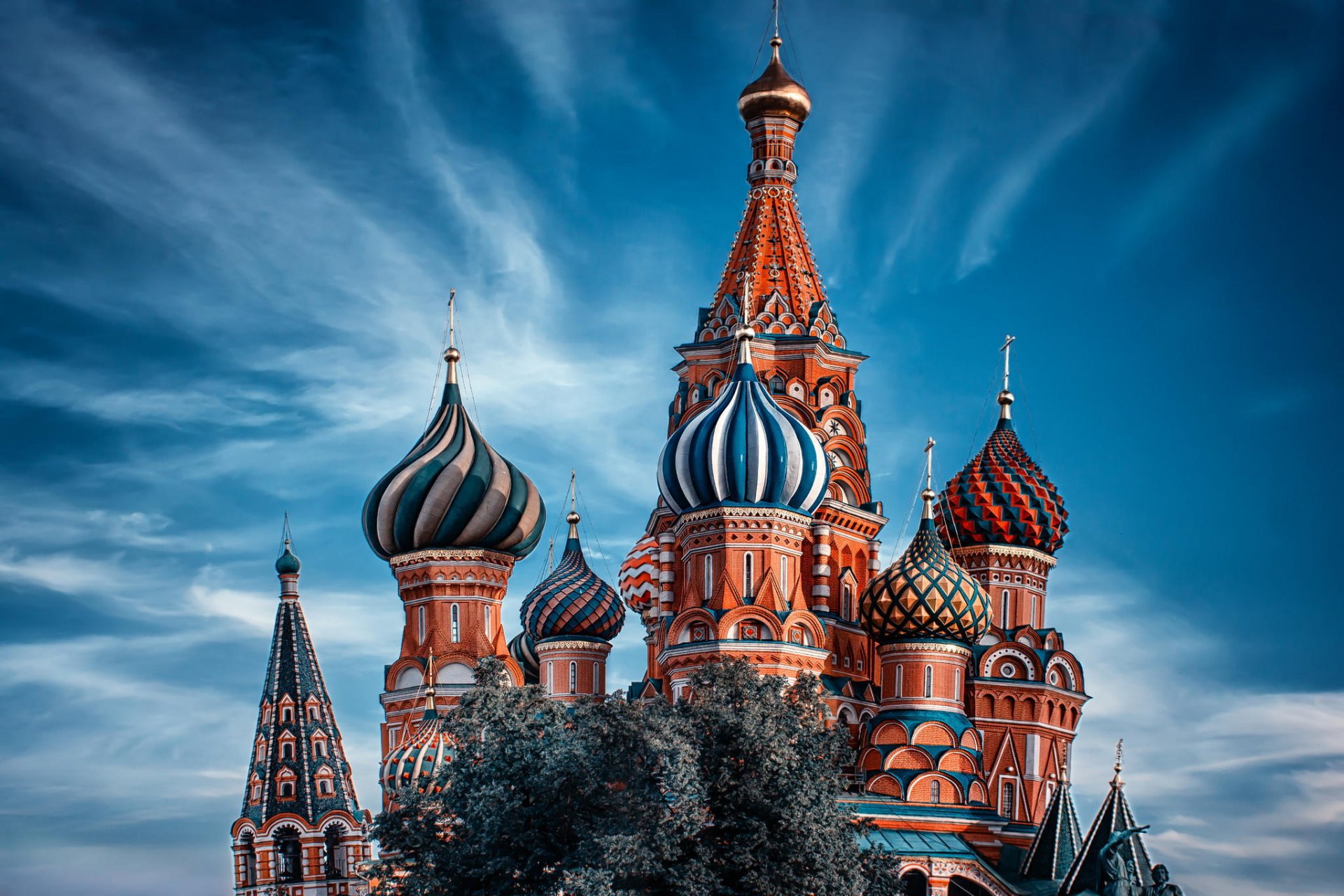 moscú catedral de san basilio rusia msk templo cúpulas cielo nubes