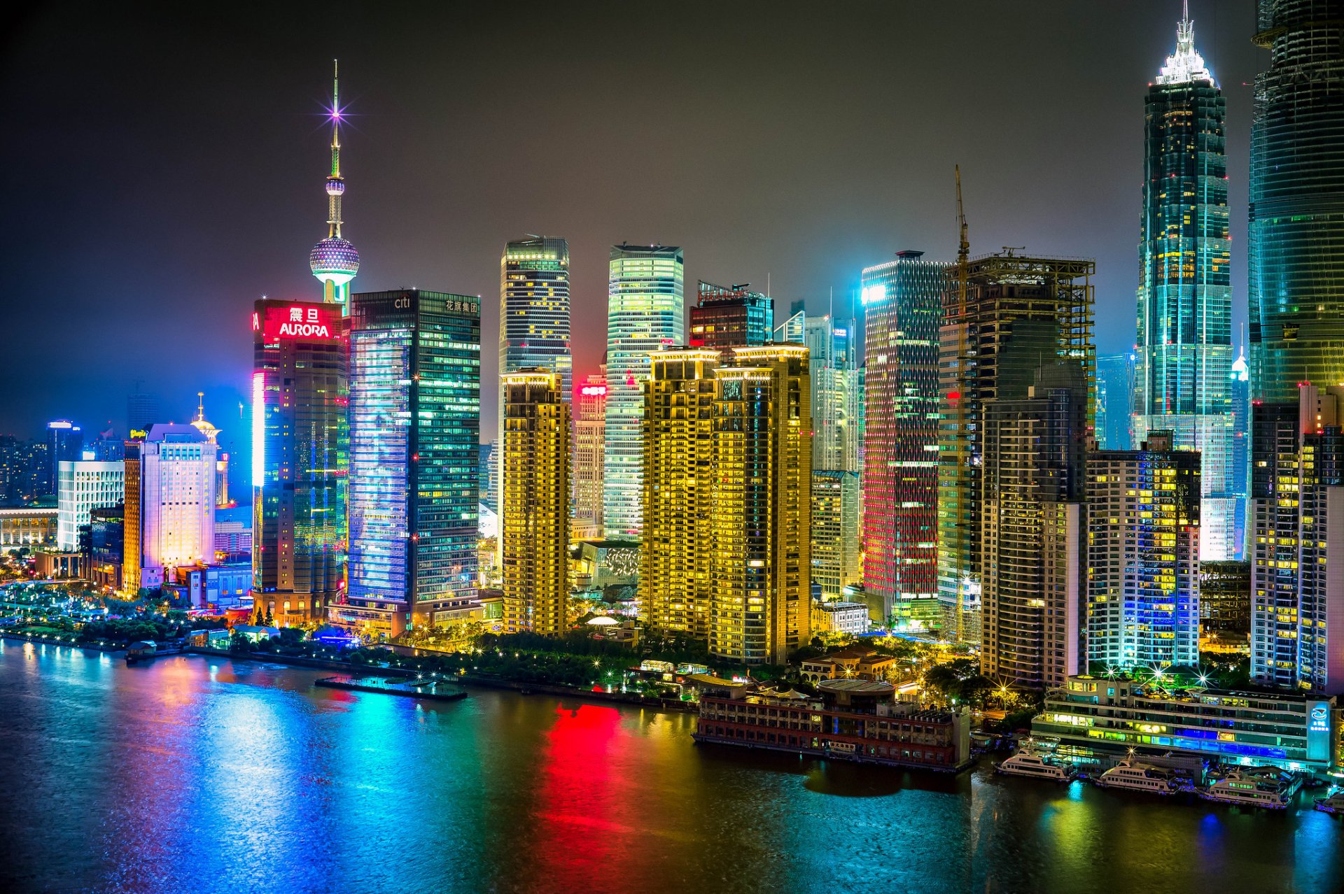 shanghai cina città di notte costruzioni fiume