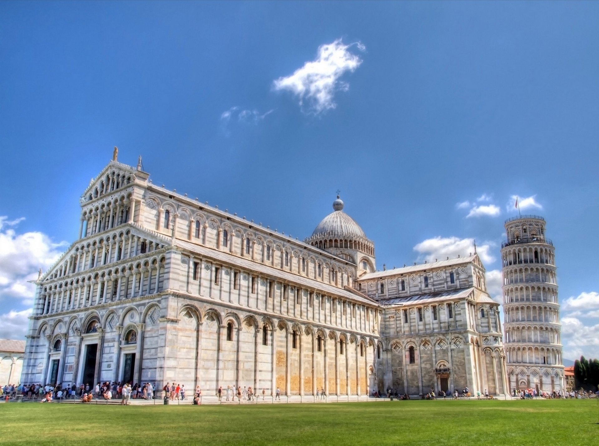 die kathedrale von pisa pisa italien der dom von pisa die kathedrale von pisa der turm von pisa