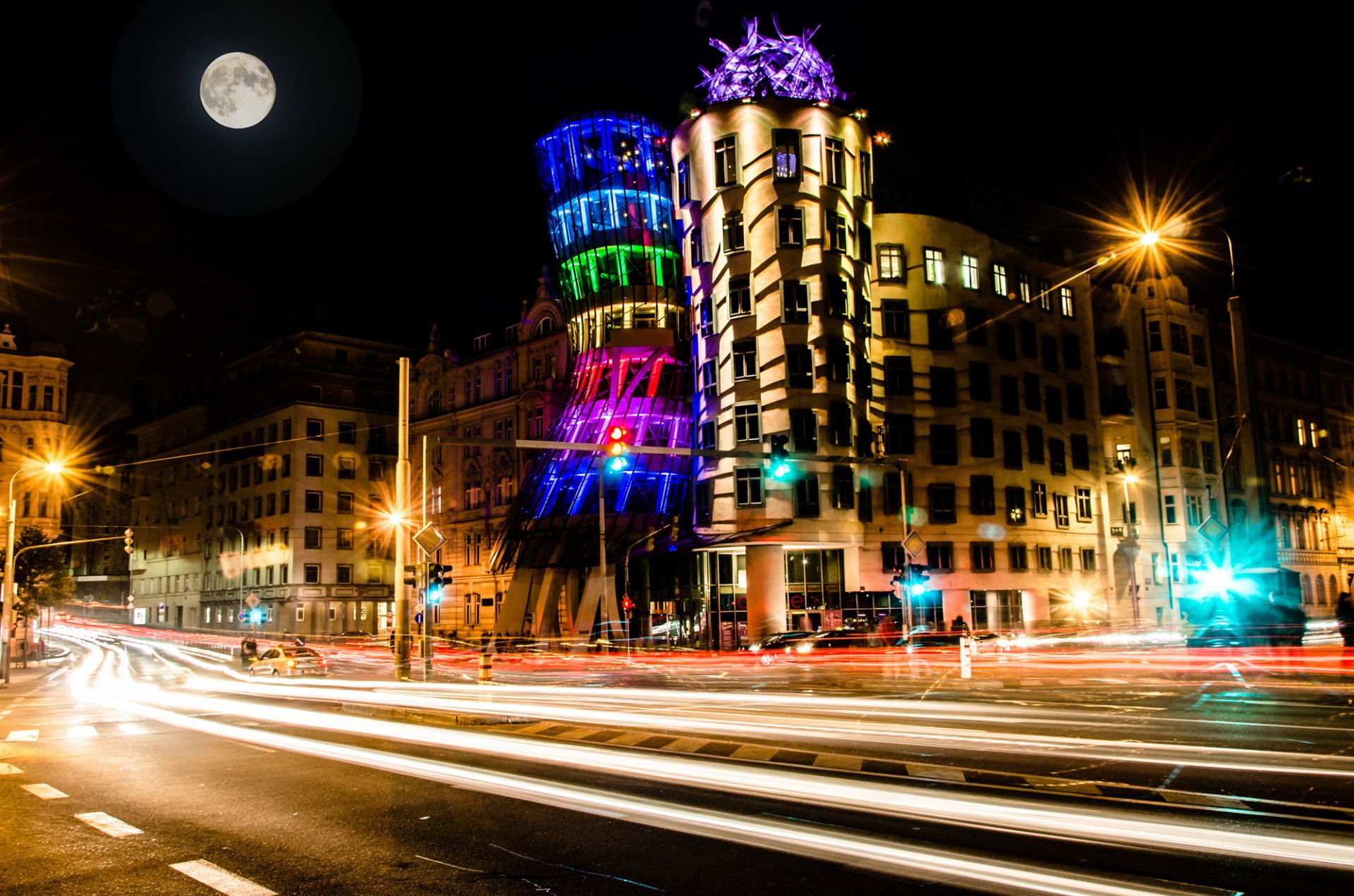 prague praha czech česká republika tančící dům czech republic republic dancing house architecture building office town night lights light road extract