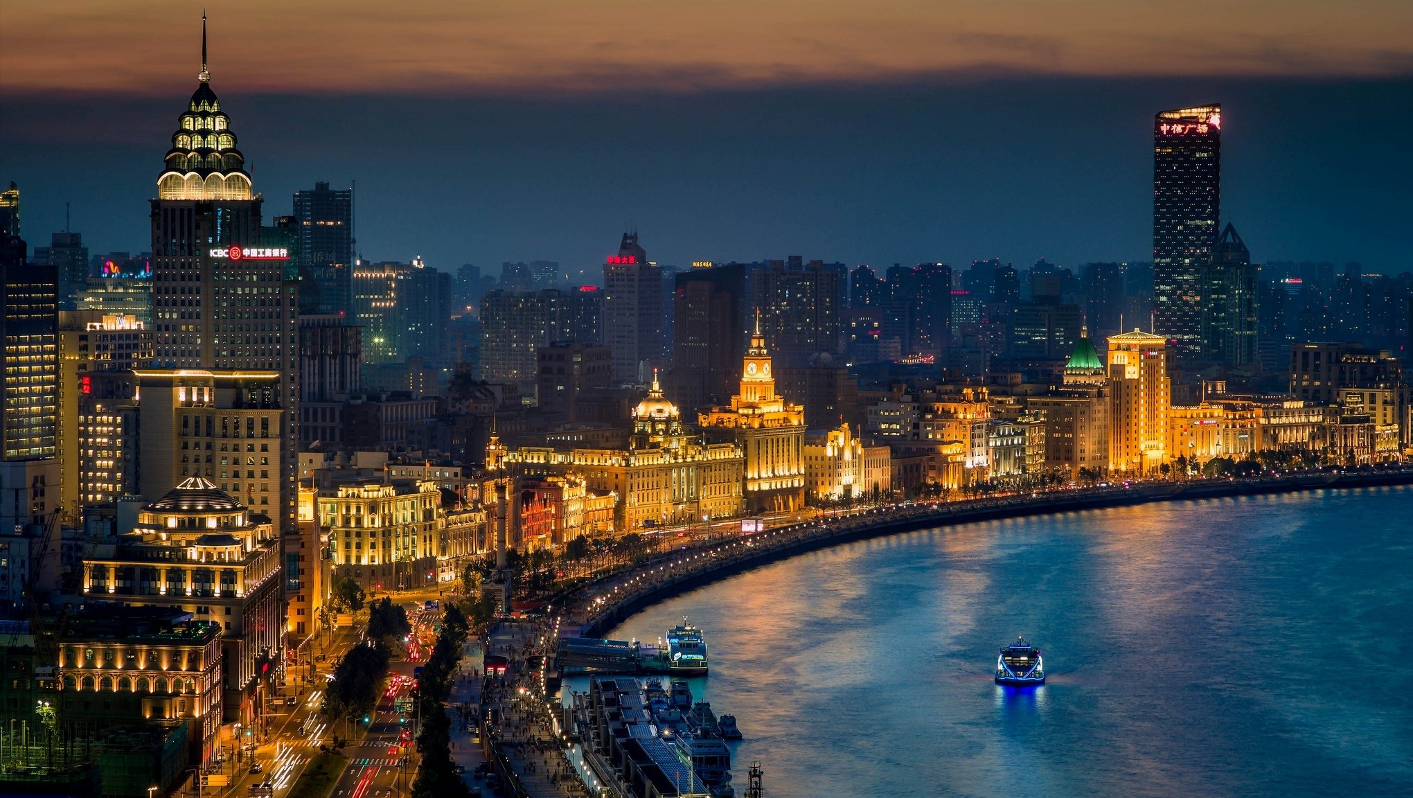 shanghai china asia ciudad noche río terraplén barcos luces edificios rascacielos casas carreteras iluminación