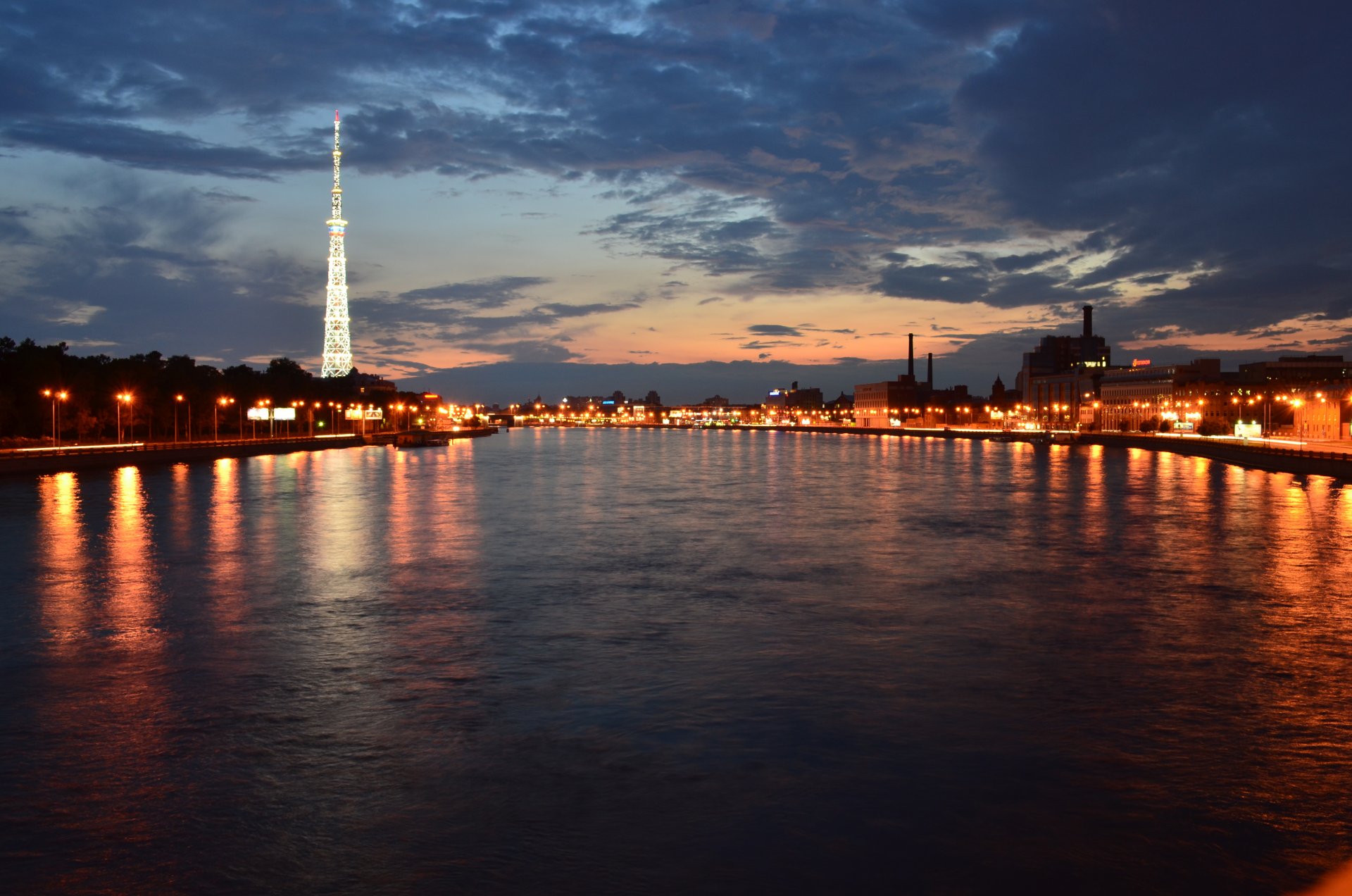 böschung nacht lichter st. petersburg newa