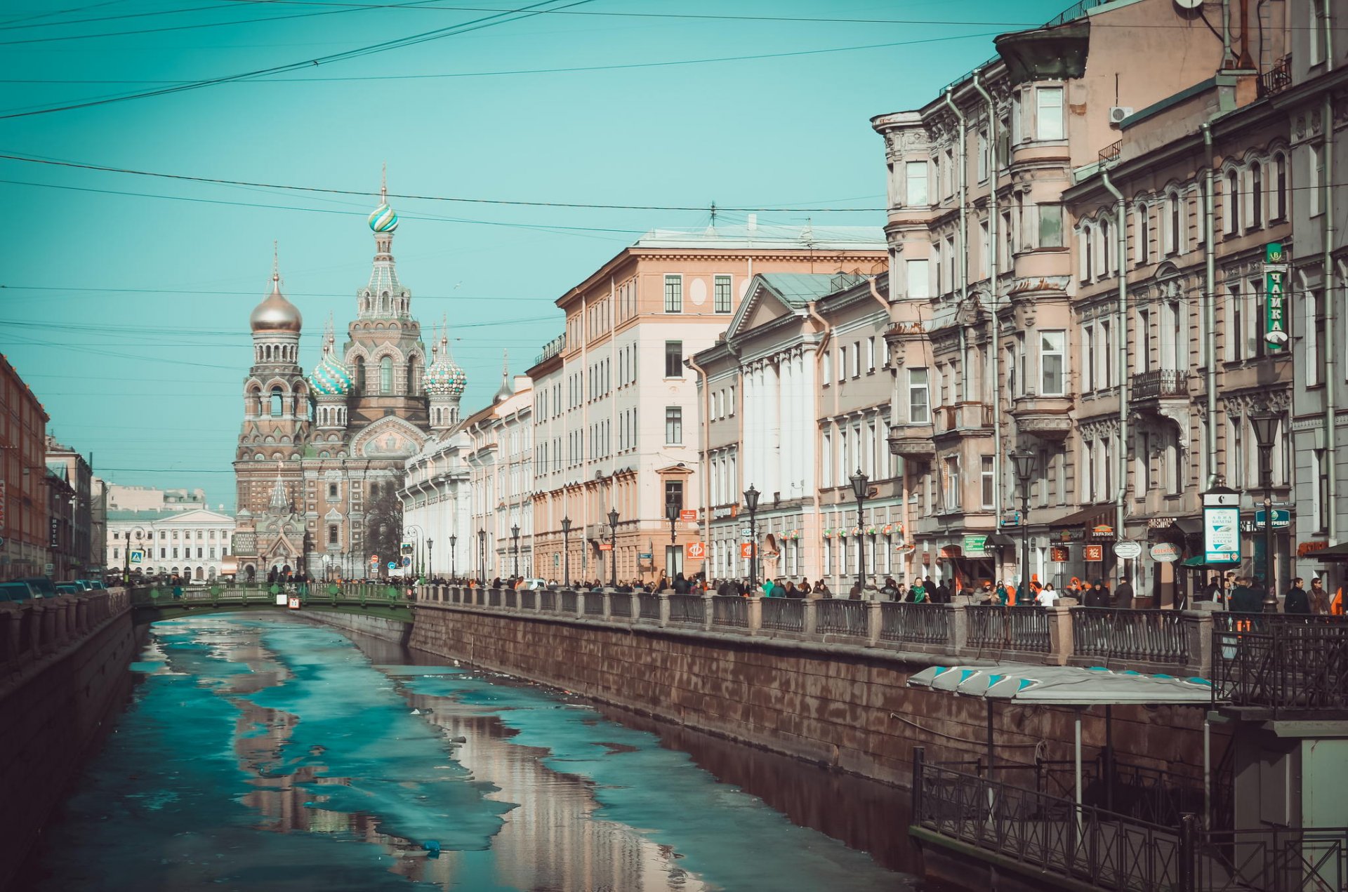 sankt petersburg peter rosja petersburg newski prospekt świątynia zbawiciela na krwi