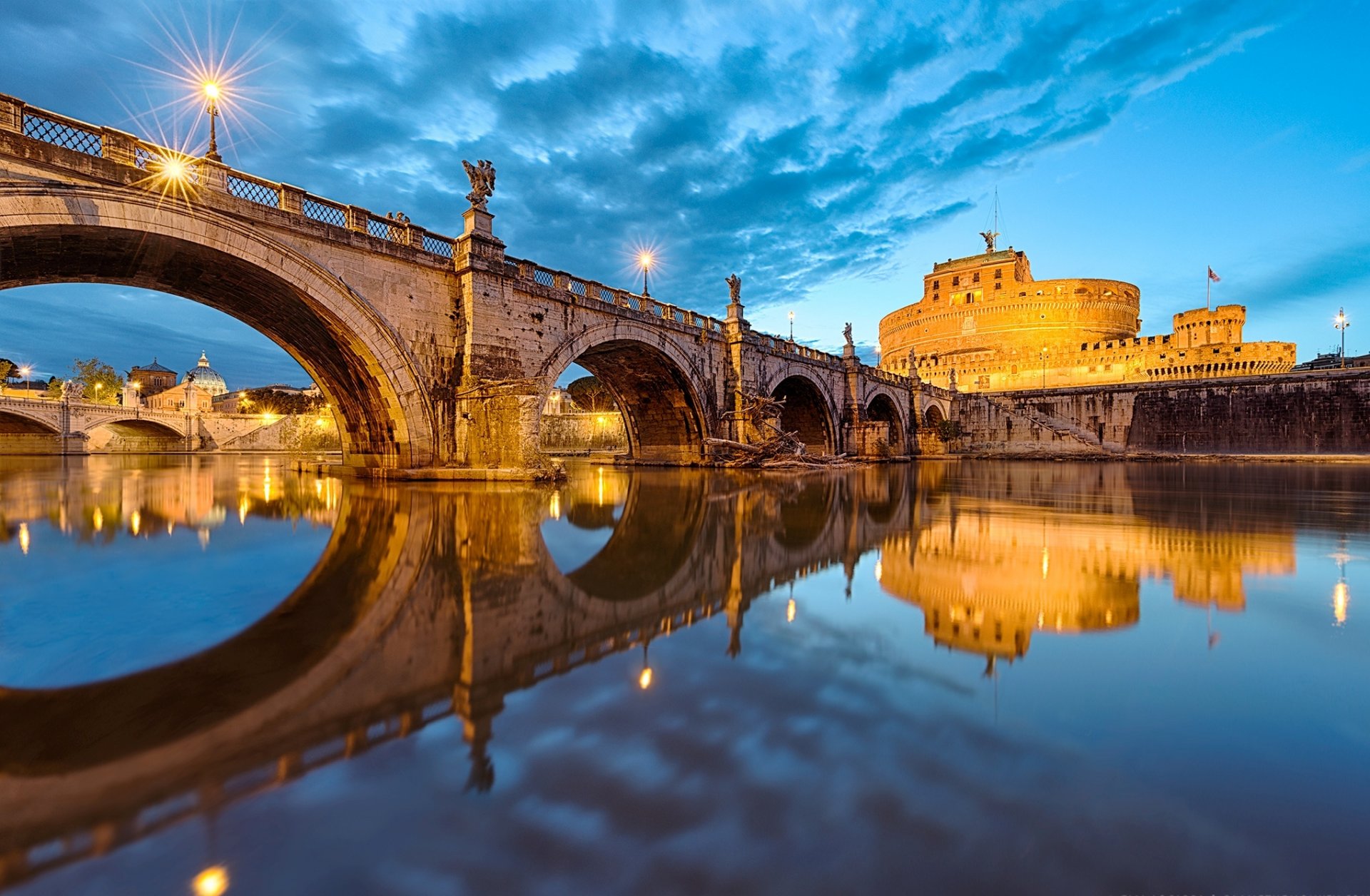 roma italia ciudad del vaticano puente de san angelo ponte sant angelo puente de sant angelo ciudad noche iluminación río agua reflexión cielo