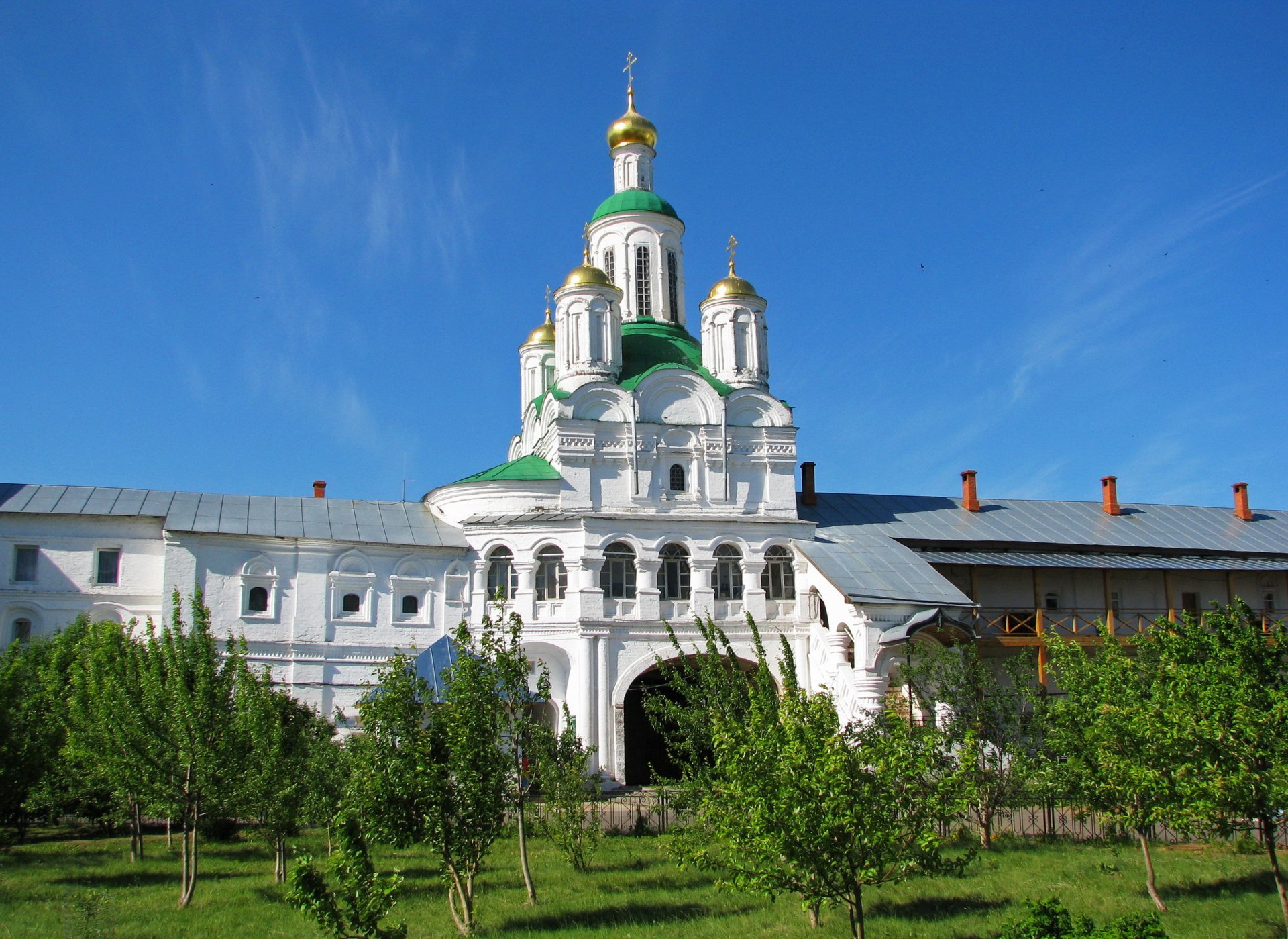 tempel kloster kathedrale russland makarionskloster stadt foto