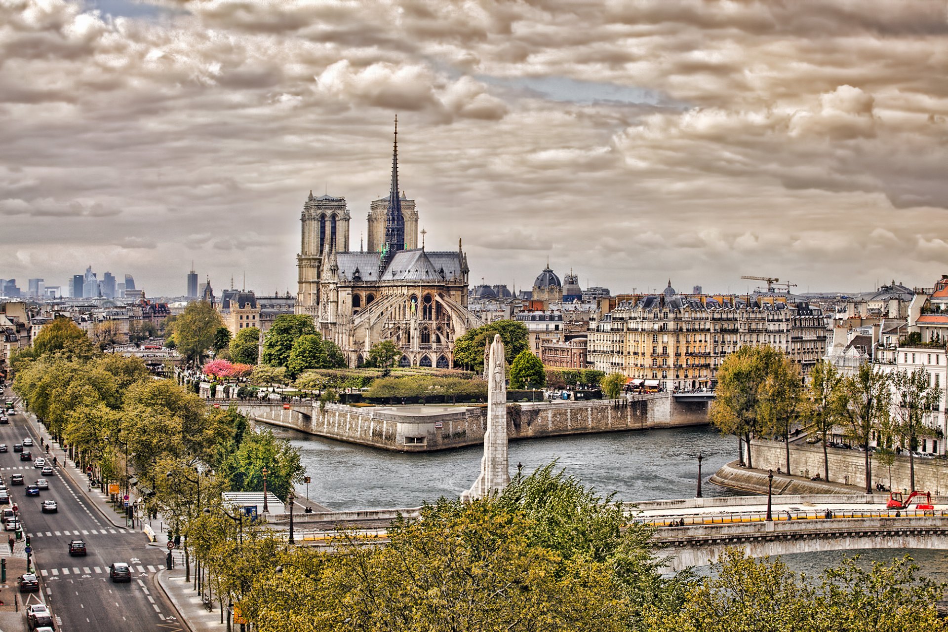 notre dame de paris notre-dame de paris notre dame paris france town road machinery bridge river price sky cloud