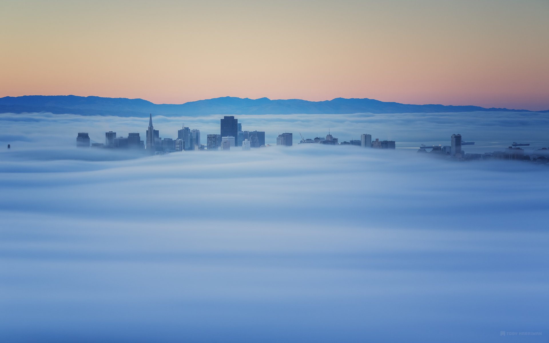 sausalito kalifornien nebel morgen morgendämmerung gebäude gipfel