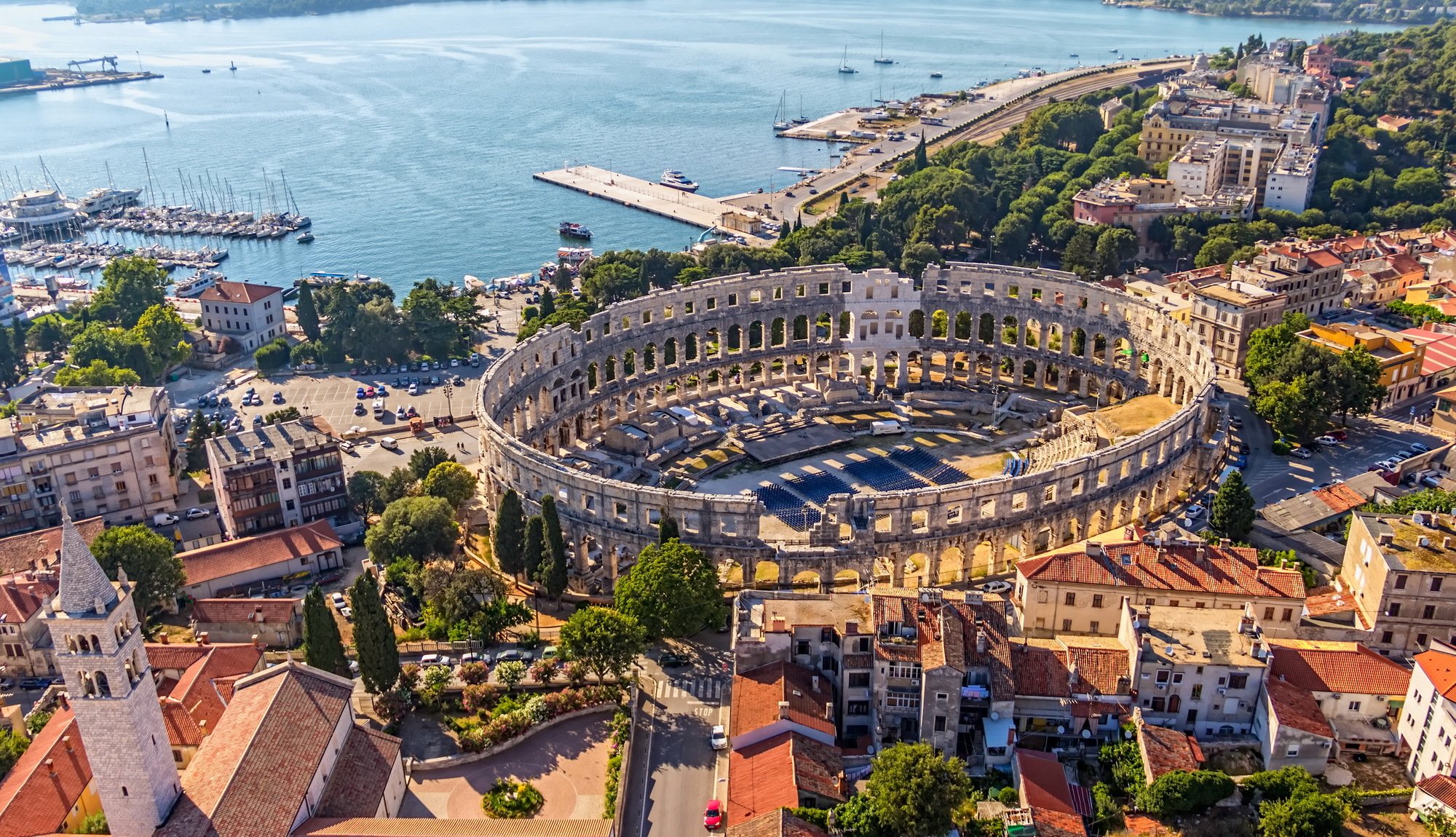 croatia houses architecture trees streets roads embankment pier yachts