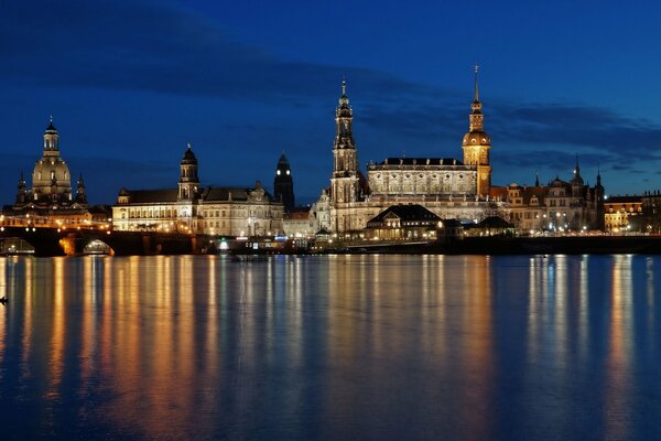 Dresden Germany reflection of light in water