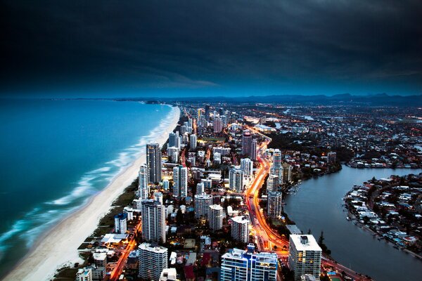 Costa dorada de Australia con vista al océano