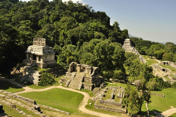 Messico, una città Maya chic con leggende