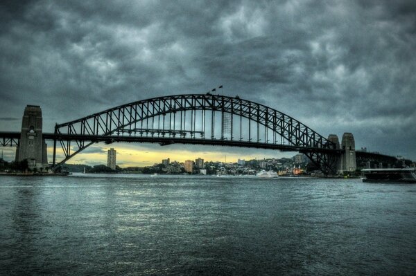 Sydney - Die Abendbrücke in ihrer ganzen Pracht