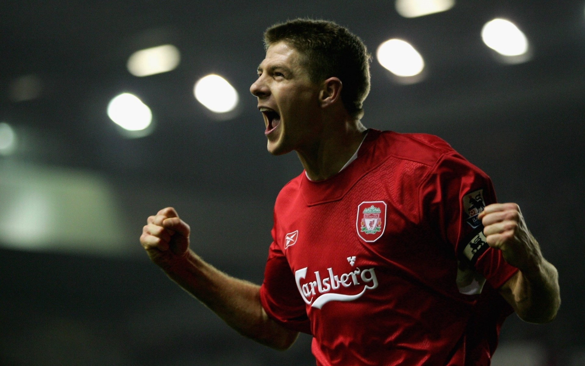 grey sports man football steven gerrard