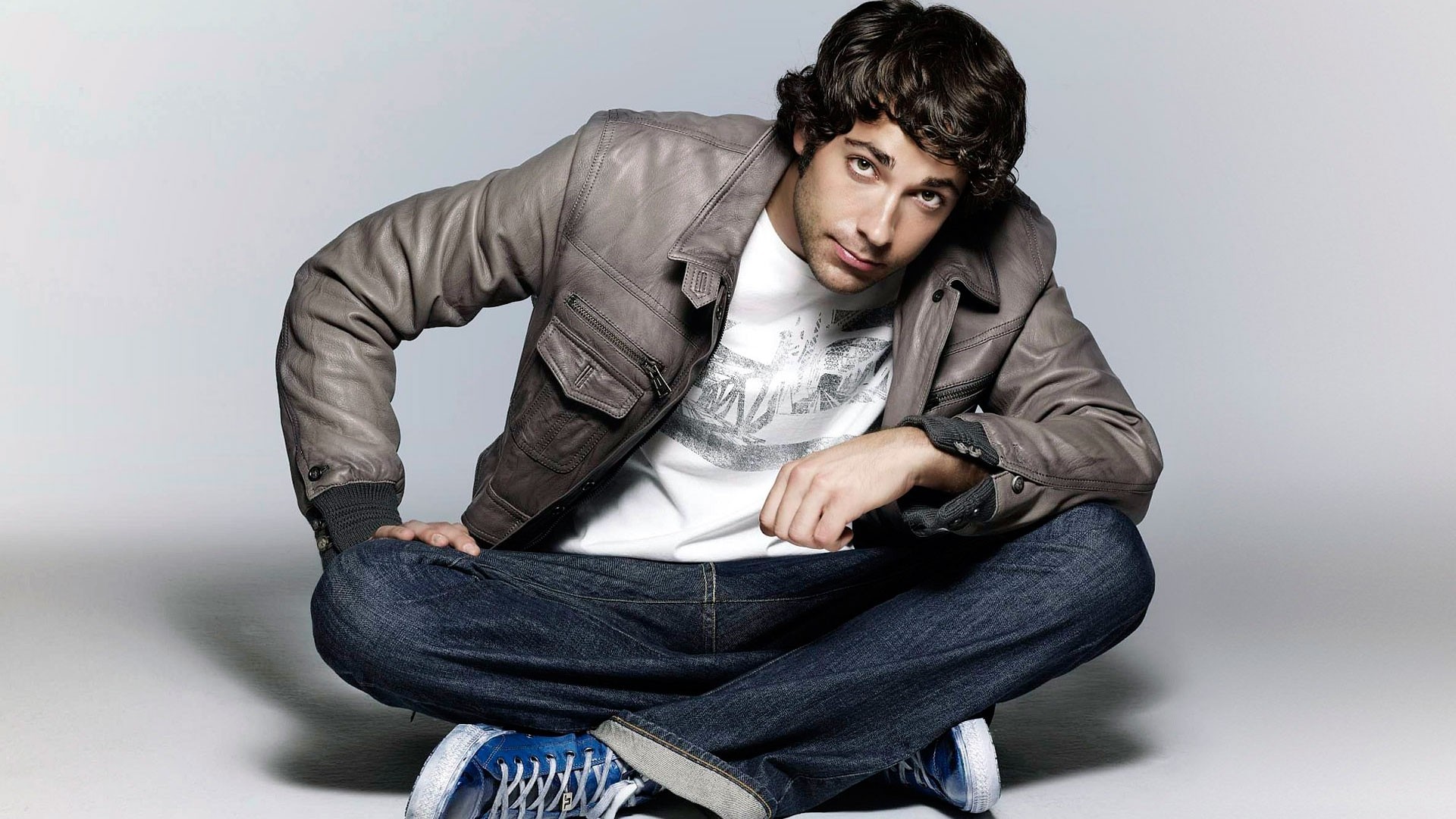 zachary levi attore