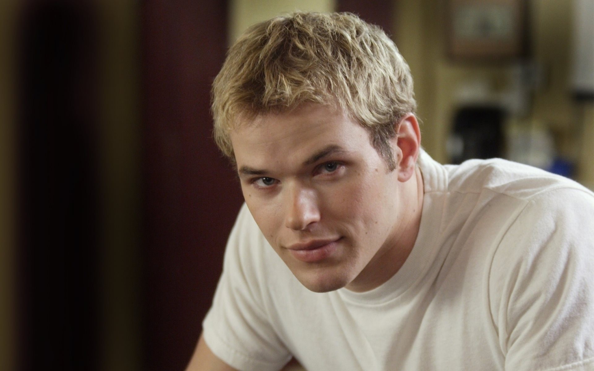 handsome kellan lutz kellan lutz blonde actor