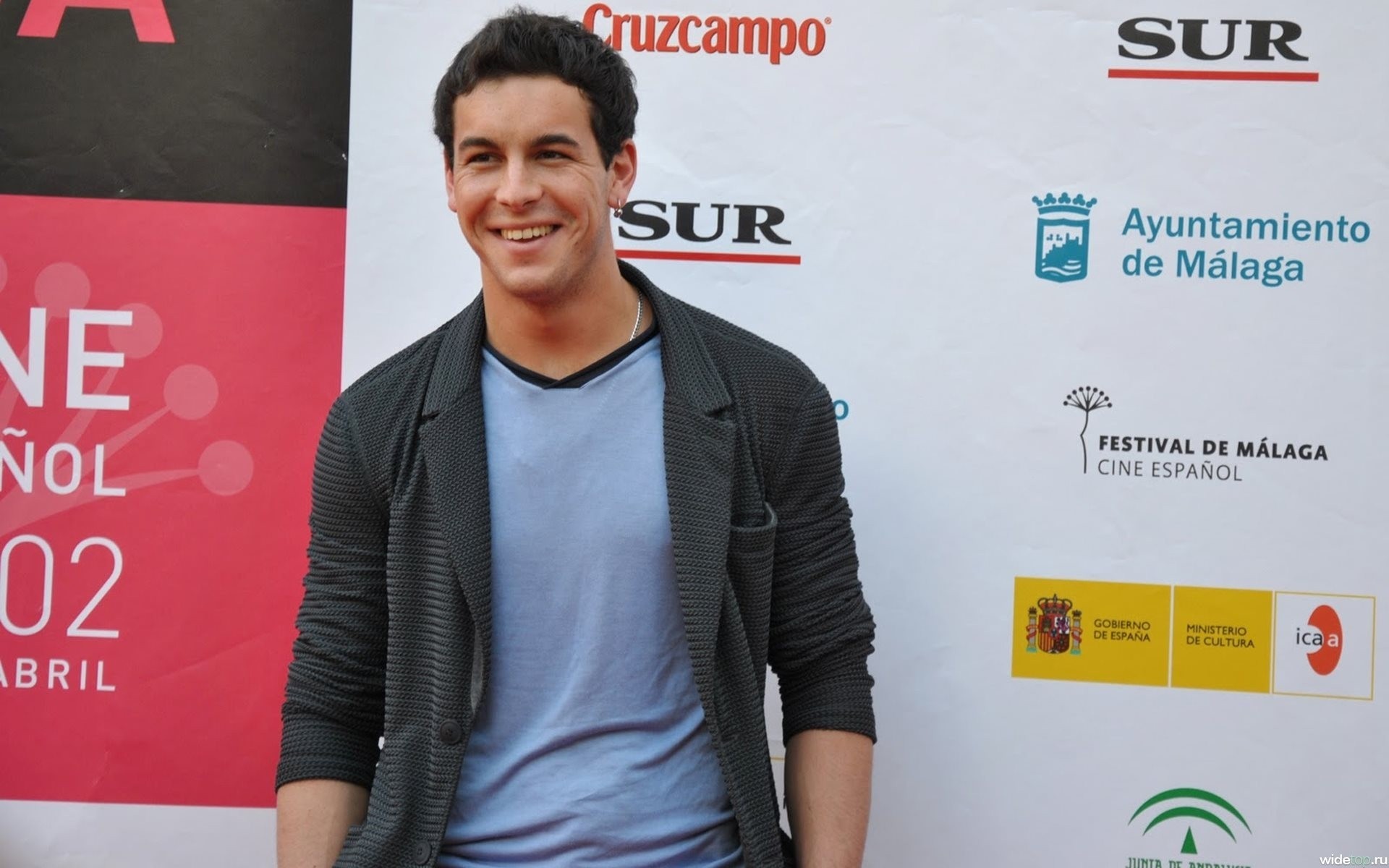 prominente jungs mario casas casas schauspieler