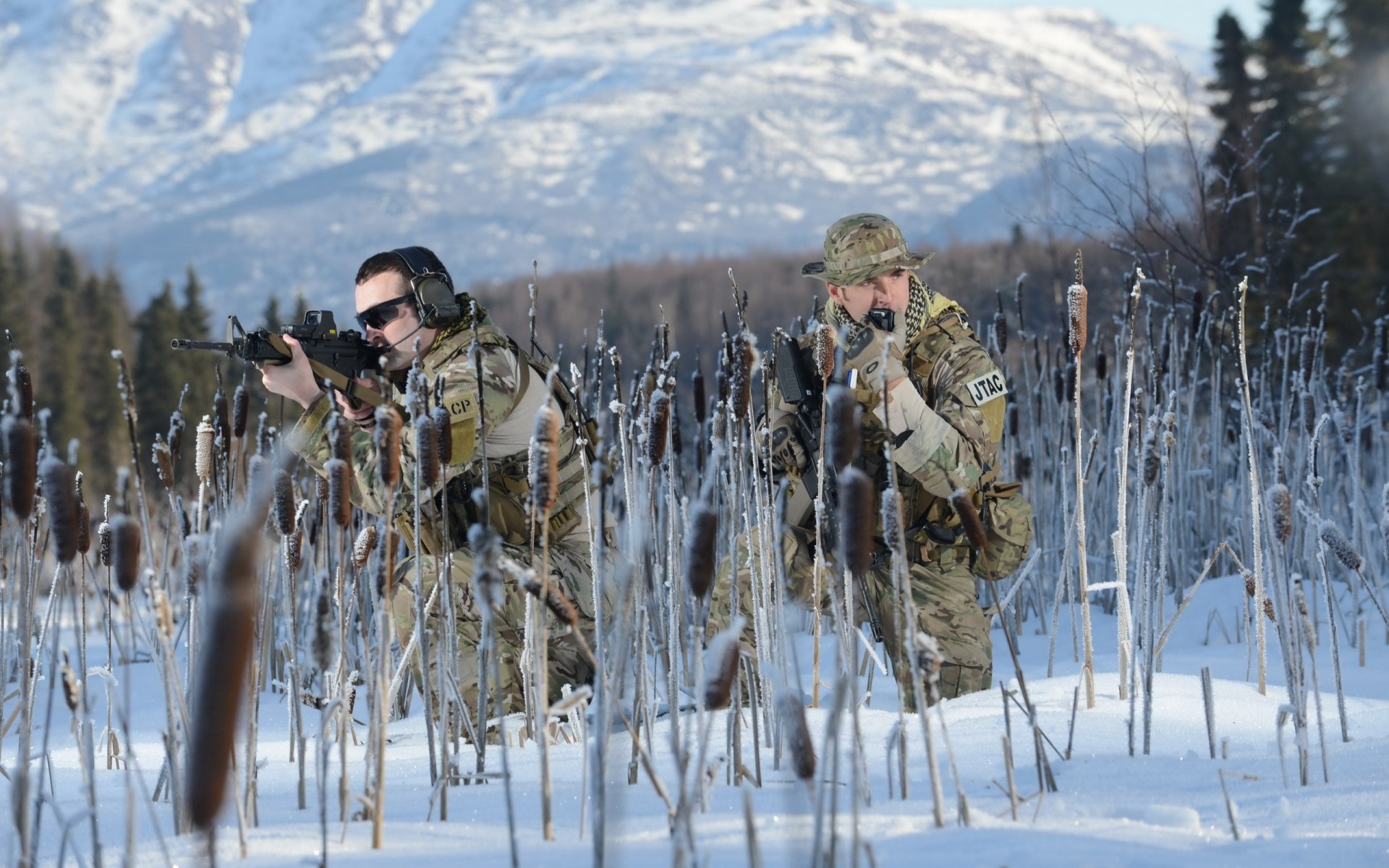 armes hiver soldats