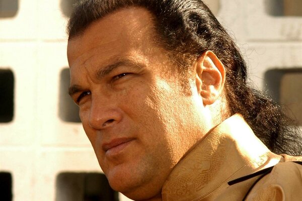 Schauspieler Steven seagal ist ein guter Mann