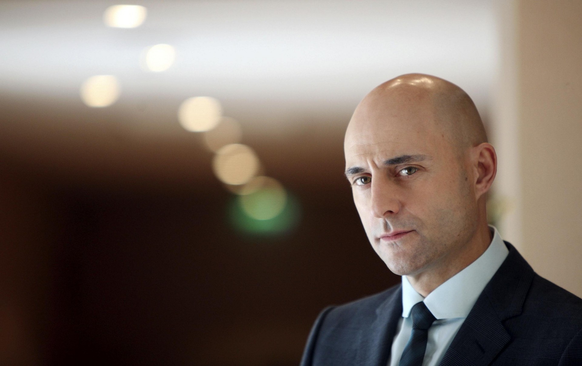 britisch mark strong schauspieler