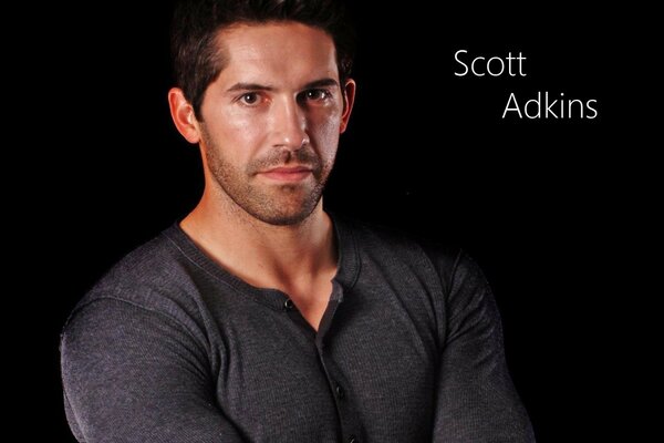 Scott Adkins, uno de los mejores actores